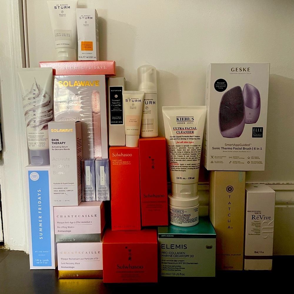 LUXURY SKINCARE — NWT